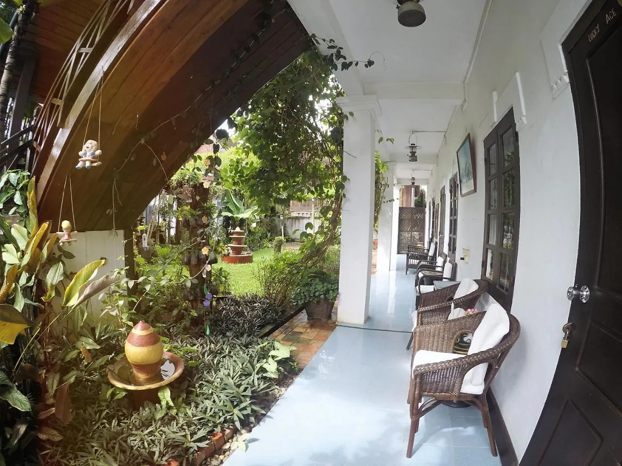 Xieng Mouane Guesthouse Luang Prabang 2*,  Laos