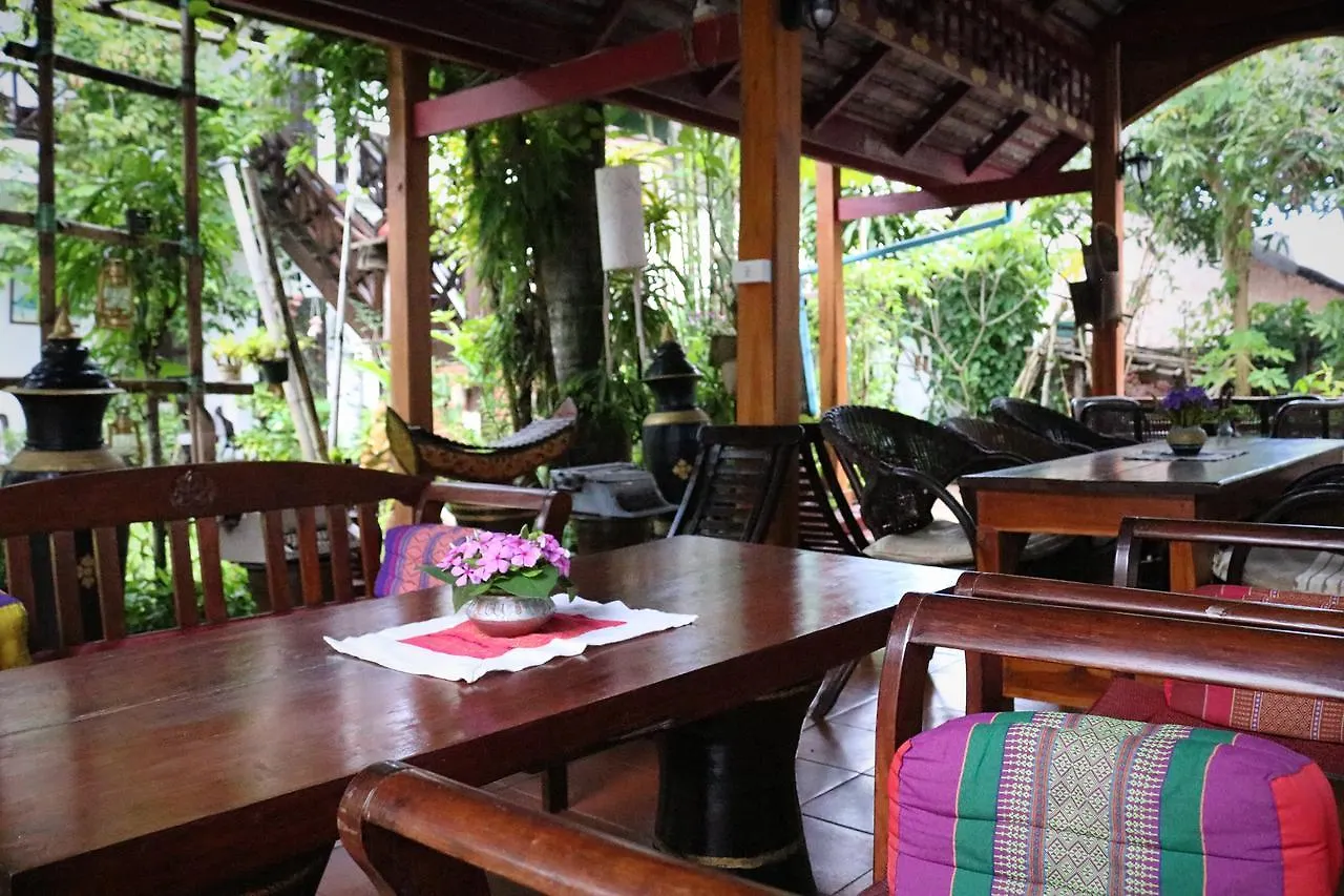 Xieng Mouane Guesthouse Luang Prabang 2*,